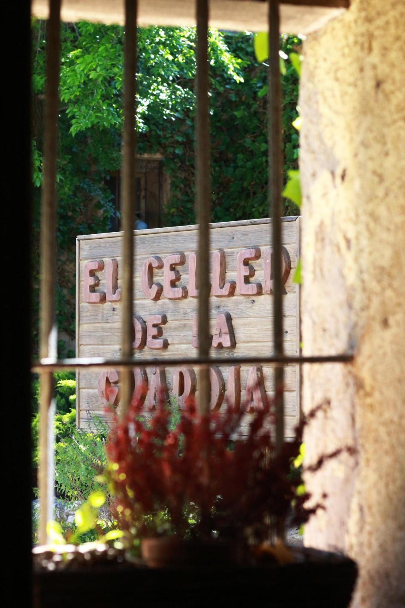 El Celler De La Guardia Hotell Montserrat Eksteriør bilde